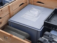 Partij transportkisten en koffers - afbeelding 2 van  7
