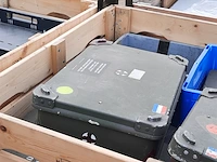 Partij transportkisten en koffers - afbeelding 2 van  8