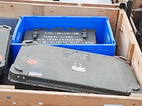Partij transportkisten en koffers - afbeelding 3 van  8