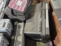 Partij transportkisten en koffers - afbeelding 3 van  9