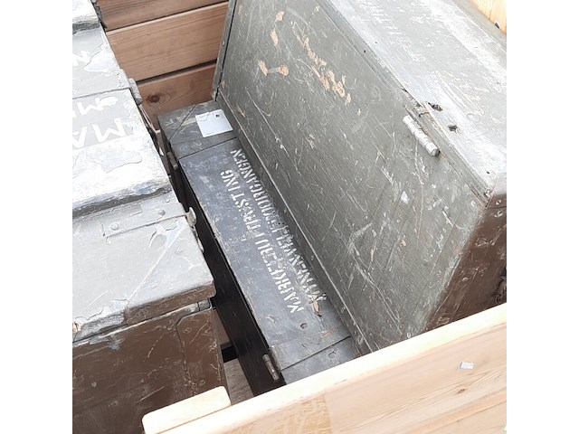 Partij transportkisten en koffers - afbeelding 4 van  7