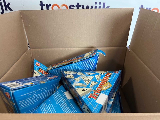 Partij triominos travel - reisspel - afbeelding 2 van  2