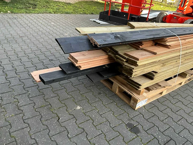 Partij tuinhout - afbeelding 2 van  6