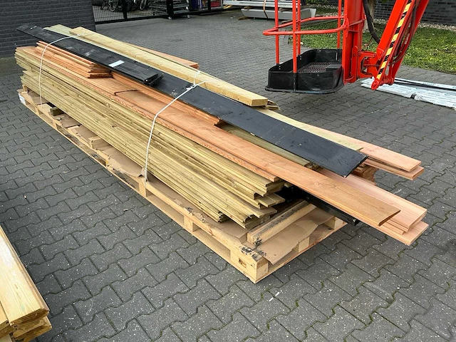 Partij tuinhout - afbeelding 5 van  6