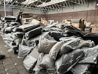 Partij tuinkussens diverse merken - afbeelding 1 van  12