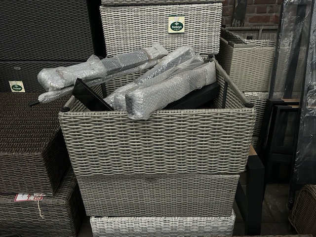 Partij tuinmeubelen ca. 40x - afbeelding 18 van  18