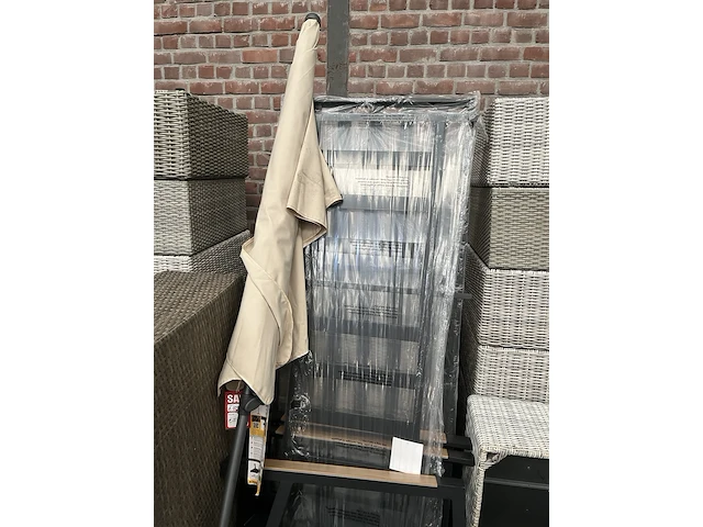 Partij tuinmeubelen w.o. denza, fonteyn - afbeelding 2 van  23