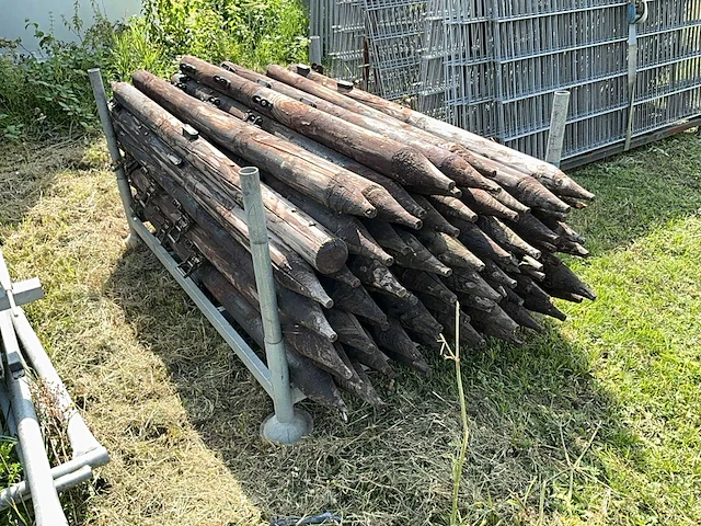 Partij tuinpalen - afbeelding 2 van  4