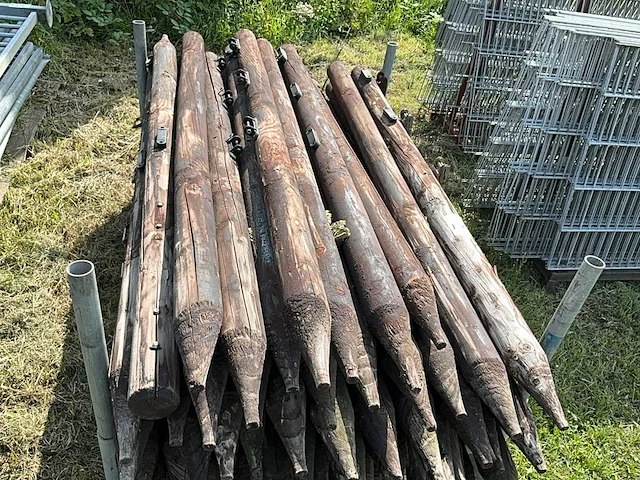 Partij tuinpalen - afbeelding 3 van  4