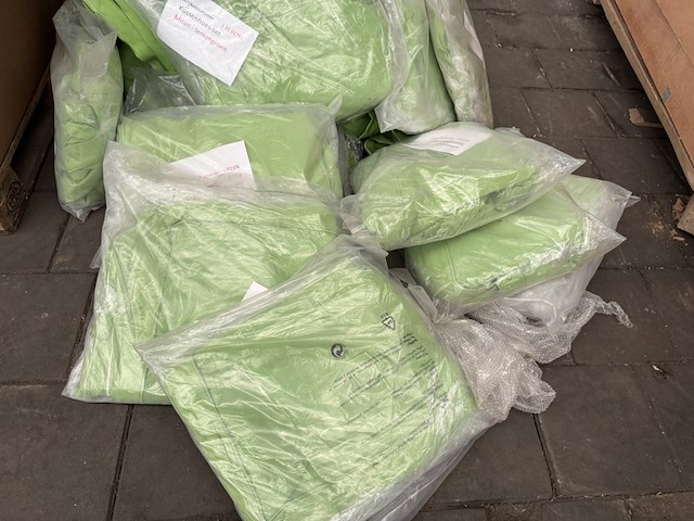 Partij tuinscherm/terrasschermen en kussenhoezen - afbeelding 3 van  9