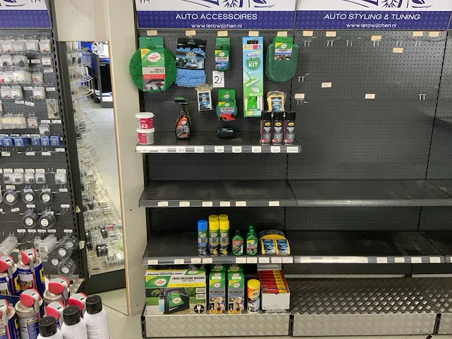 Partij turtle wax onderhoudsmiddelen - afbeelding 1 van  10