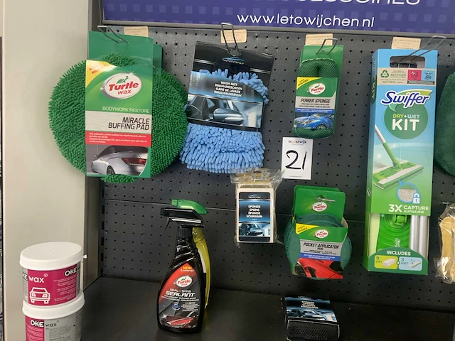 Partij turtle wax onderhoudsmiddelen - afbeelding 5 van  10