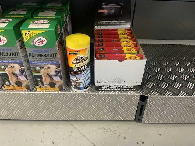 Partij turtle wax onderhoudsmiddelen - afbeelding 9 van  10