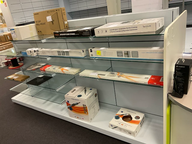 Partij tv accessoires - afbeelding 1 van  6