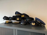 Partij uniform petten, 12 stuks - afbeelding 1 van  3