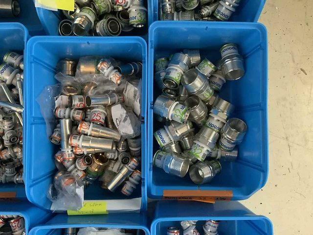 Partij uponor perskoppelingen - afbeelding 5 van  7