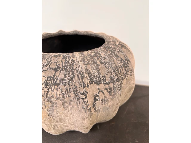 Partij van 12 luxe wabi sabi potten, aardse kleurtonen - afbeelding 2 van  19