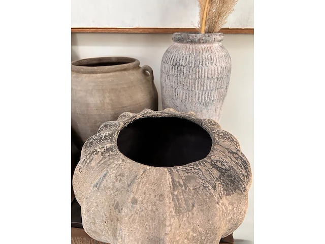 Partij van 12 luxe wabi sabi potten, aardse kleurtonen - afbeelding 10 van  19