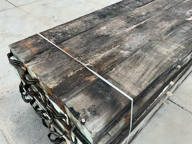 Partij van 40 balken abachi hout 15x30x300cm - lumber (40x) reclaimd wood - afbeelding 2 van  12