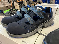 Partij veiligheidsschoenen - afbeelding 2 van  9