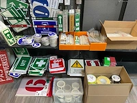 Partij veiligheidsstickers en tape - afbeelding 3 van  10