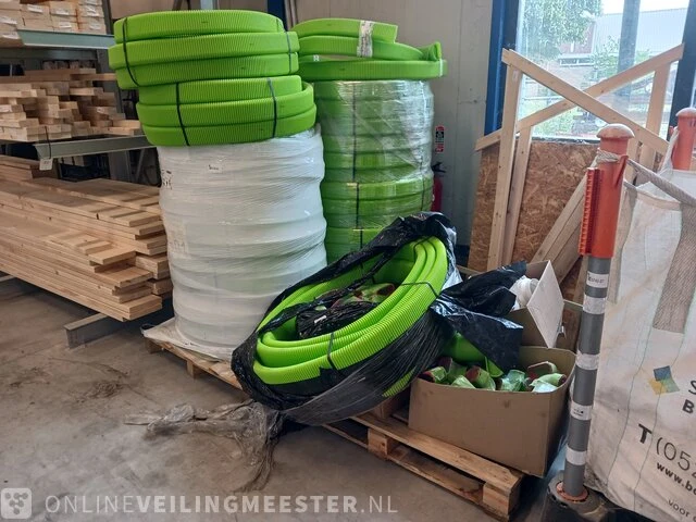Partij ventilatiebuis, gegolfd - afbeelding 1 van  8