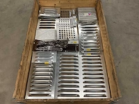 Partij ventilatieroosters - afbeelding 1 van  3