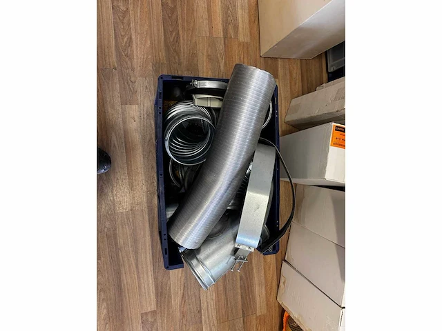 Partij ventilatiesysteem hulpstukken , buis en acoustieaansluitslangen - afbeelding 16 van  24