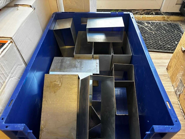 Partij ventilatiesysteem hulpstukken , buis en acoustieaansluitslangen - afbeelding 19 van  24