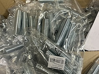 Partij veren w.o. ultrasport - afbeelding 5 van  7