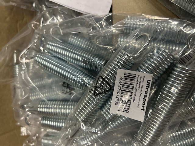 Partij veren w.o. ultrasport - afbeelding 6 van  7