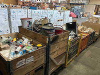 Partij verf, reiniging & smeermiddelen - afbeelding 5 van  13