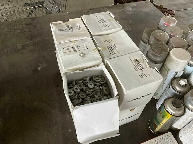 Partij verf/aannemers materiaal - afbeelding 3 van  7