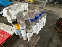 Partij verf/aannemers materiaal - afbeelding 7 van  7