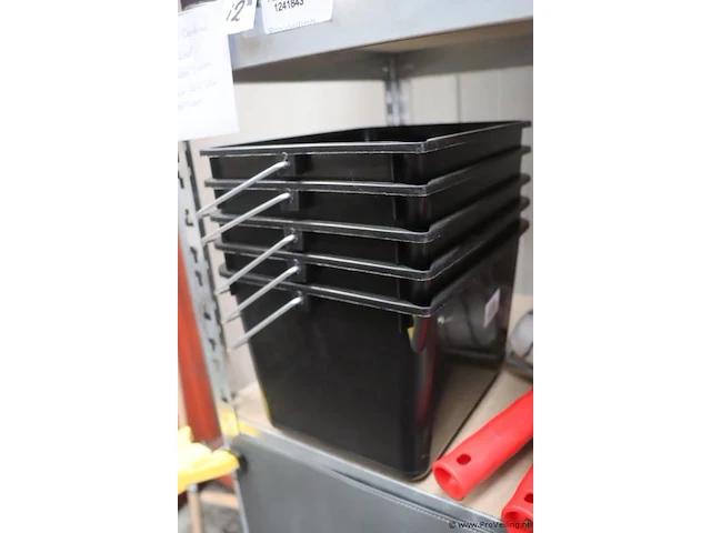 Partij verfrollers met beugel 18cm & verfemmers - afbeelding 4 van  4