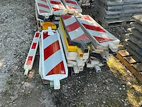 Partij verkeersbakens - afbeelding 2 van  8
