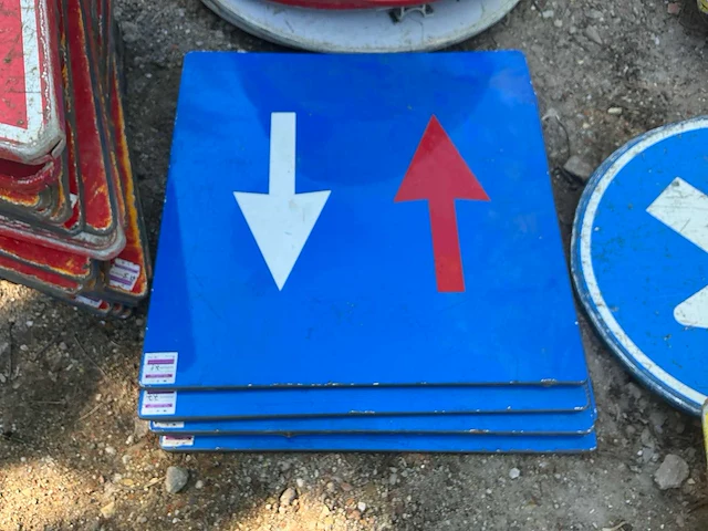 Partij verkeersborden - afbeelding 4 van  8