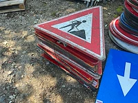 Partij verkeersborden - afbeelding 5 van  8