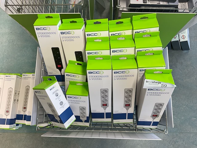 Partij verlengkabelhaspels en -snoer - afbeelding 5 van  5