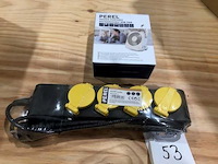 Partij verlengsnoeren, kapstokken, muizenvallen, meubelvilt, etc. - afbeelding 17 van  25