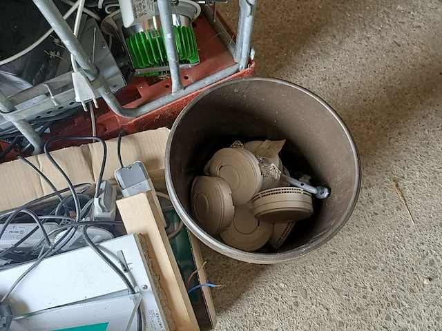 Partij verlichting en armaturen , o.a. led - afbeelding 3 van  12