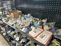 Partij verlichting en diversen w.o. domopart, wpro - afbeelding 1 van  11