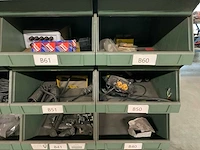 Partij verlichting, stekkers en bekabeling - afbeelding 18 van  39