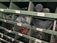 Partij verlichting, stekkers en bekabeling - afbeelding 27 van  39