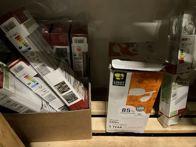 Partij verlichting van o.a. osram, starlicht, ritos - afbeelding 7 van  33