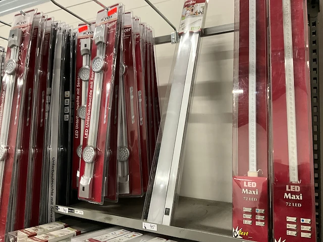 Partij verlichting van o.a. osram, starlicht, ritos - afbeelding 14 van  33