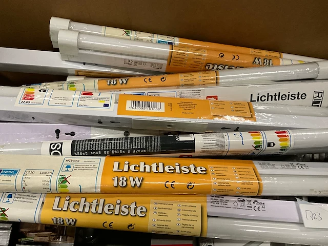 Partij verlichting van o.a. osram, starlicht, ritos - afbeelding 20 van  33