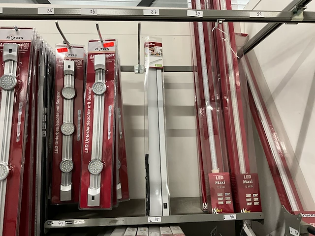 Partij verlichting van o.a. osram, starlicht, ritos - afbeelding 12 van  33