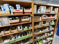 Partij verlichtingsmaterialen (c) - afbeelding 9 van  25