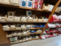 Partij verlichtingsmaterialen (c) - afbeelding 16 van  25